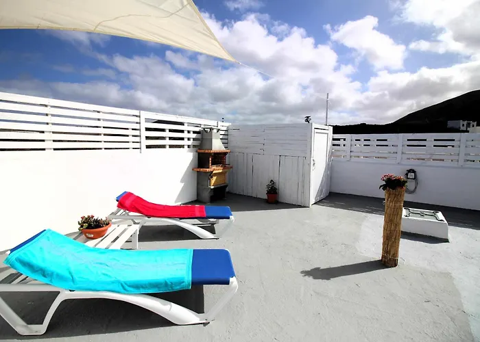 Micaelas House En El Pueblo Marinero אל גולפו