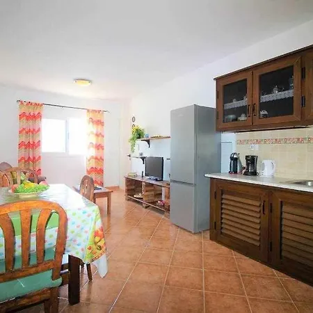 Holiday home Micaelas House En El Pueblo Marinero El Golfo