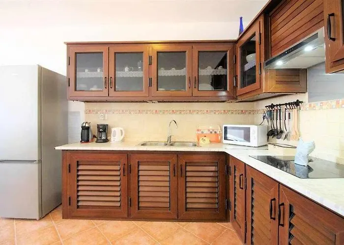 Micaelas House En El Pueblo Marinero Vakantiehuis