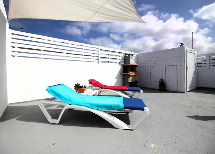 Micaelas House En El Pueblo Marinero