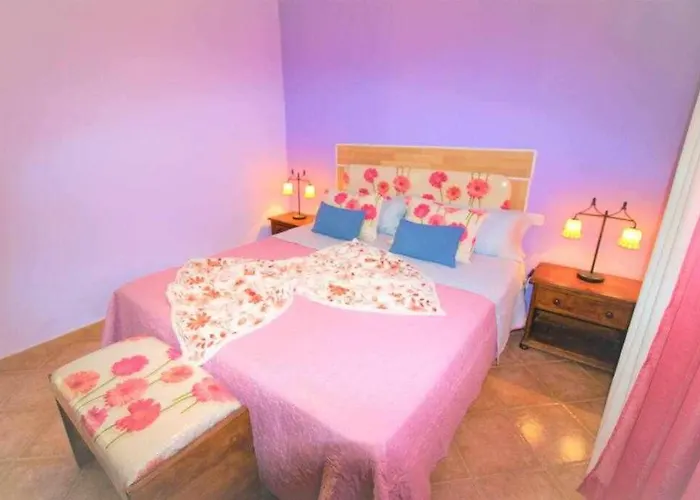 Micaelas House En El Pueblo Marinero Holiday home