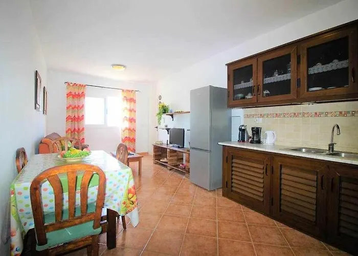 Holiday home Micaelas House En El Pueblo Marinero El Golfo